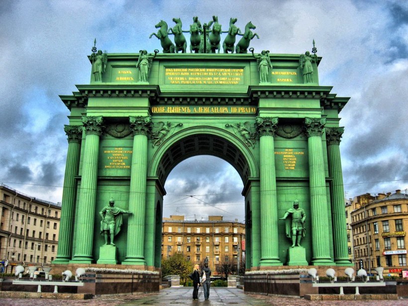 Нарвские ворота собор Санкт-Петербурга