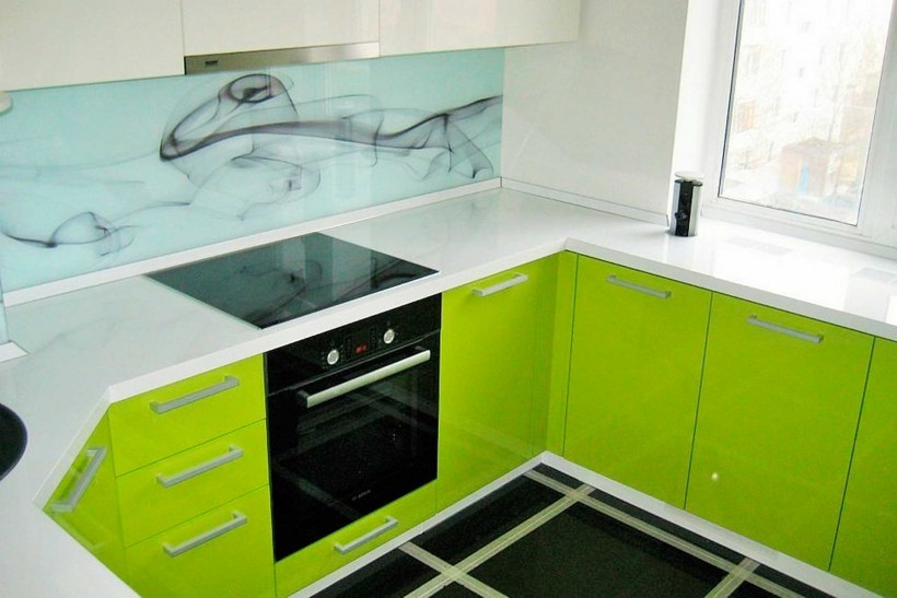 Кухни салатовые угловые