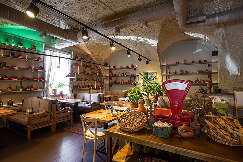 Гостиная в Восточном стиле в загородном доме