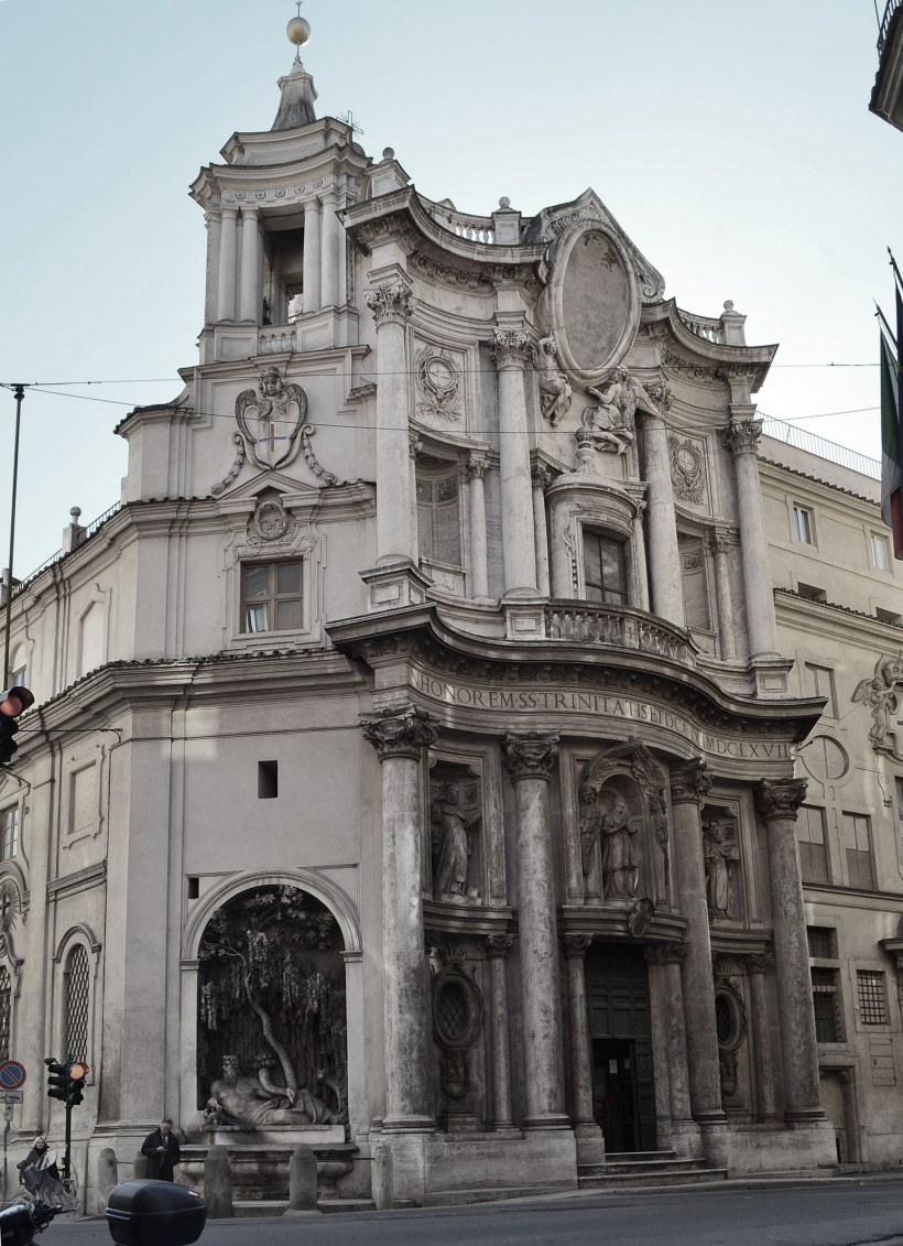 Церковь Сан Карло Алле кватро фонтане