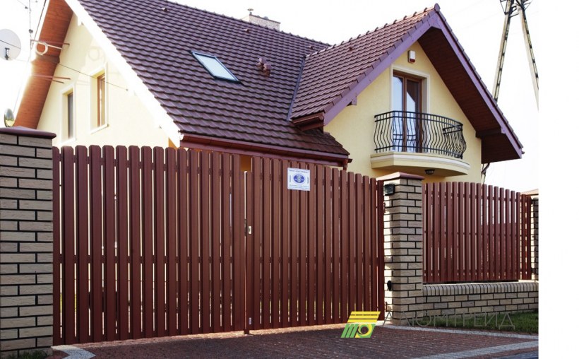Ворота из евроштакетника