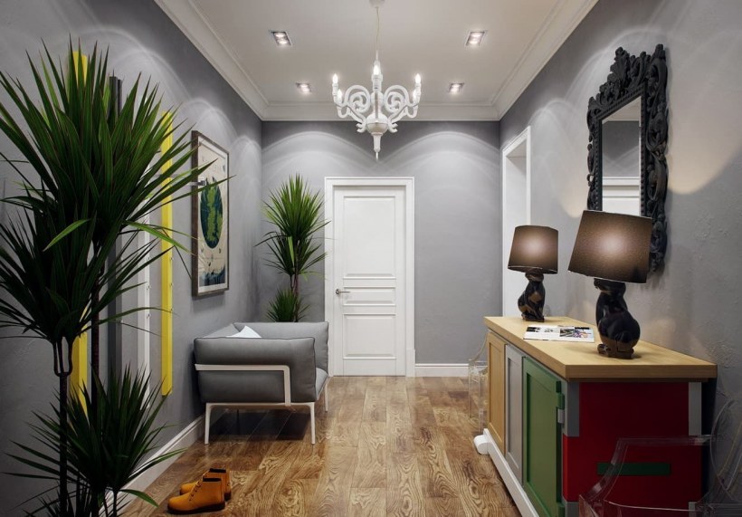 Серые стены в коридоре