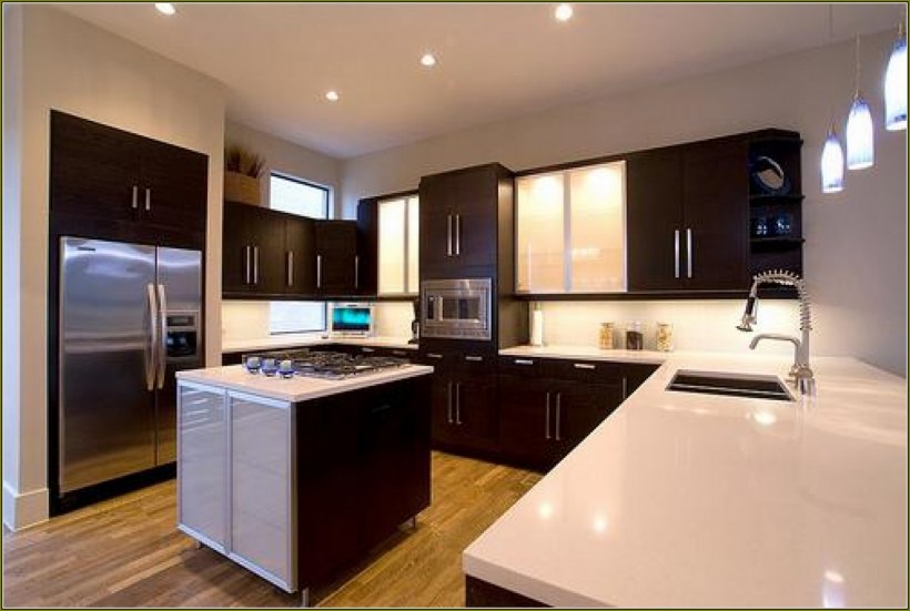 Кухонная мебель шоколадного цвета