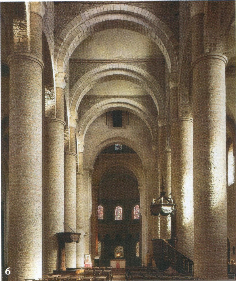 Церковь сен Филибер в Турню