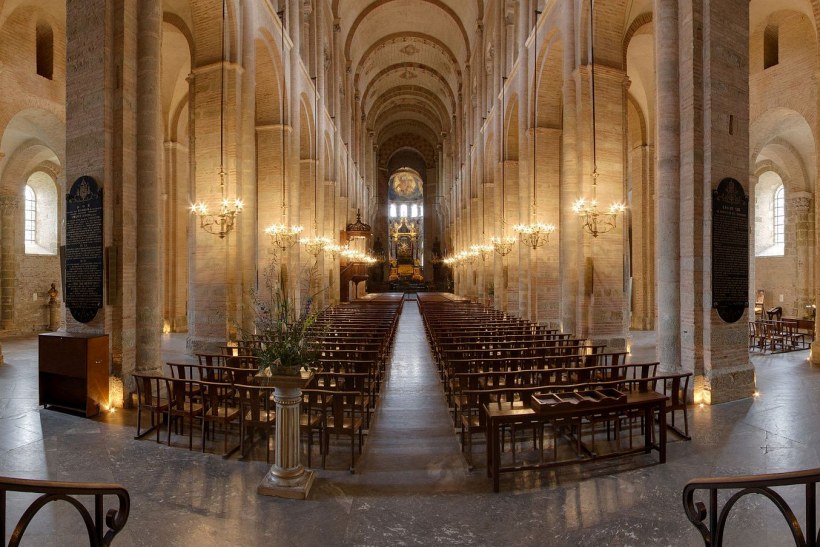 Романская архитектура средневековья изнутри