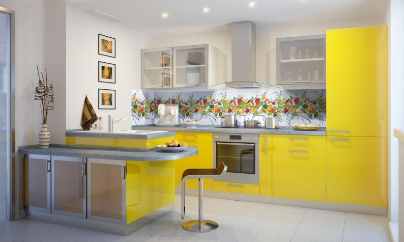 Красно желтая кухня