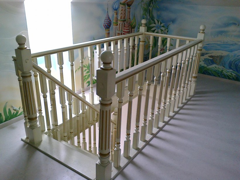 Деревянные балясины для лестниц