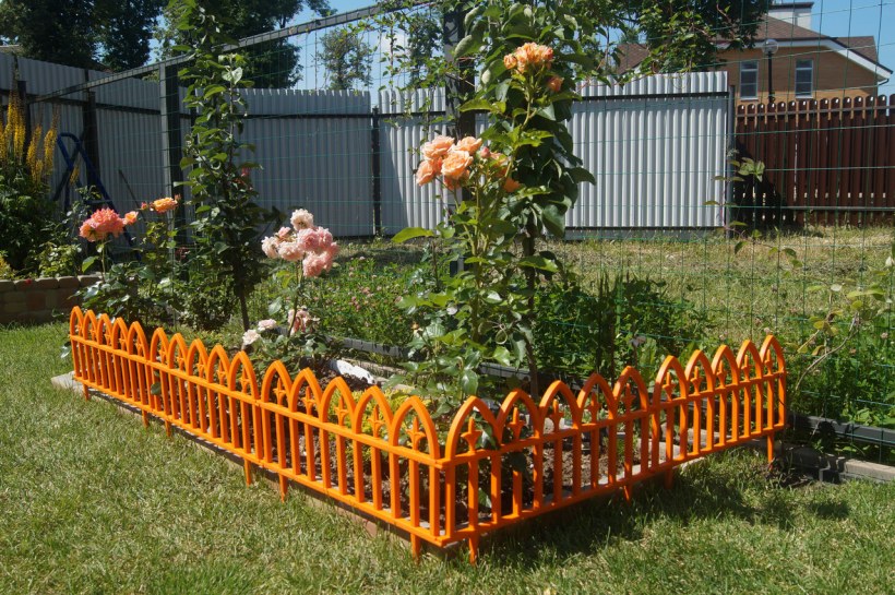 Декоративная ограда для клумб