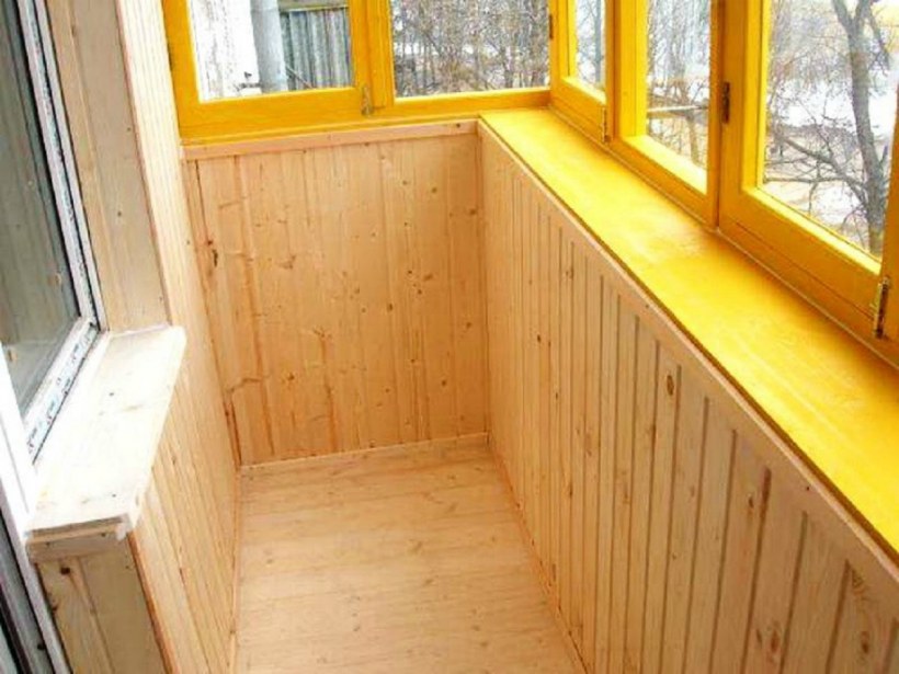 Интерьер балкона