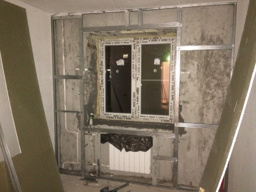 Зашивка труб отопления