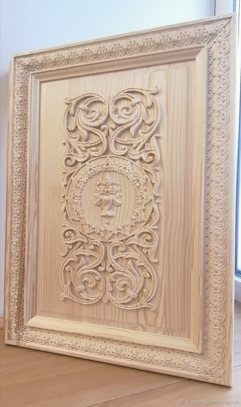 Резные фасады