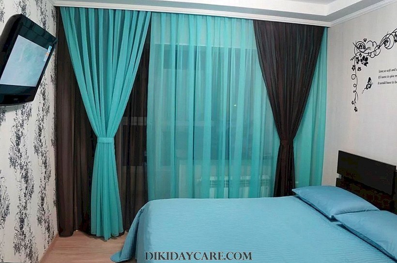 Спальня в бирюзовых тонах