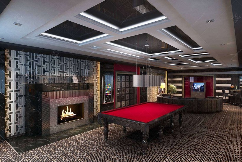Бильярдная с камином в частном доме
