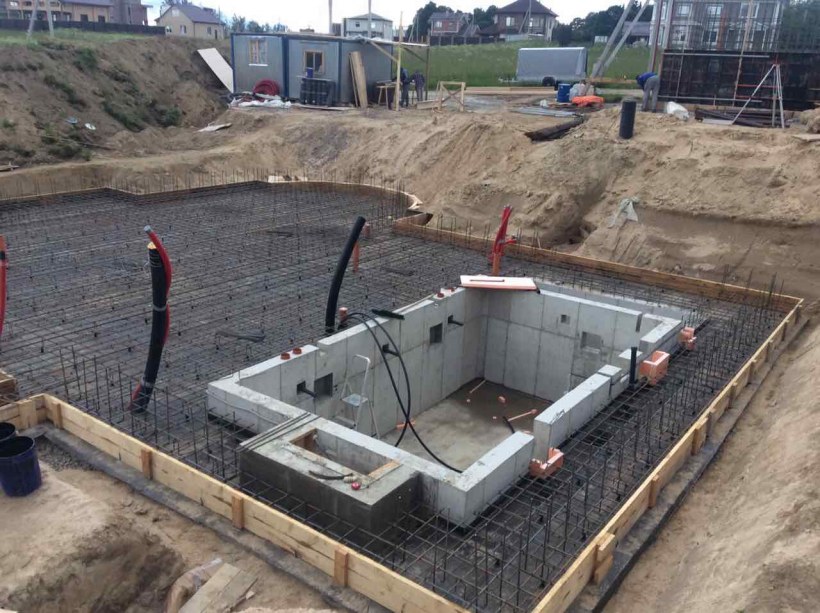 Лофт в цокольном этаже