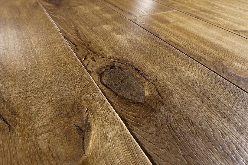 Паркетная доска с глубоким брашированием