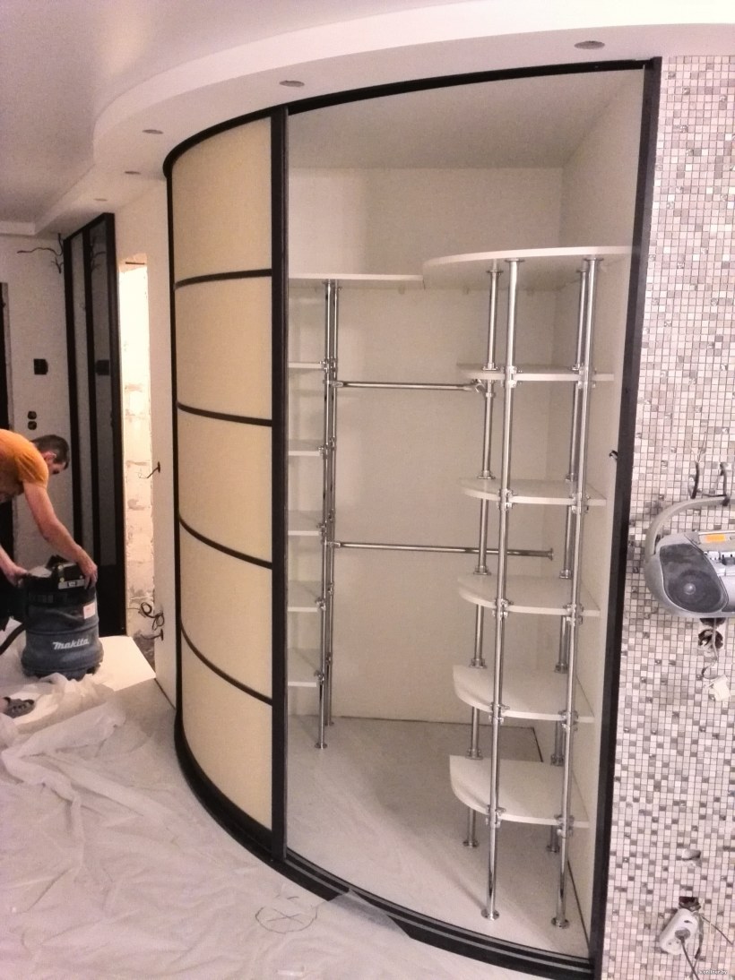 Нарайна радиусные шкафы