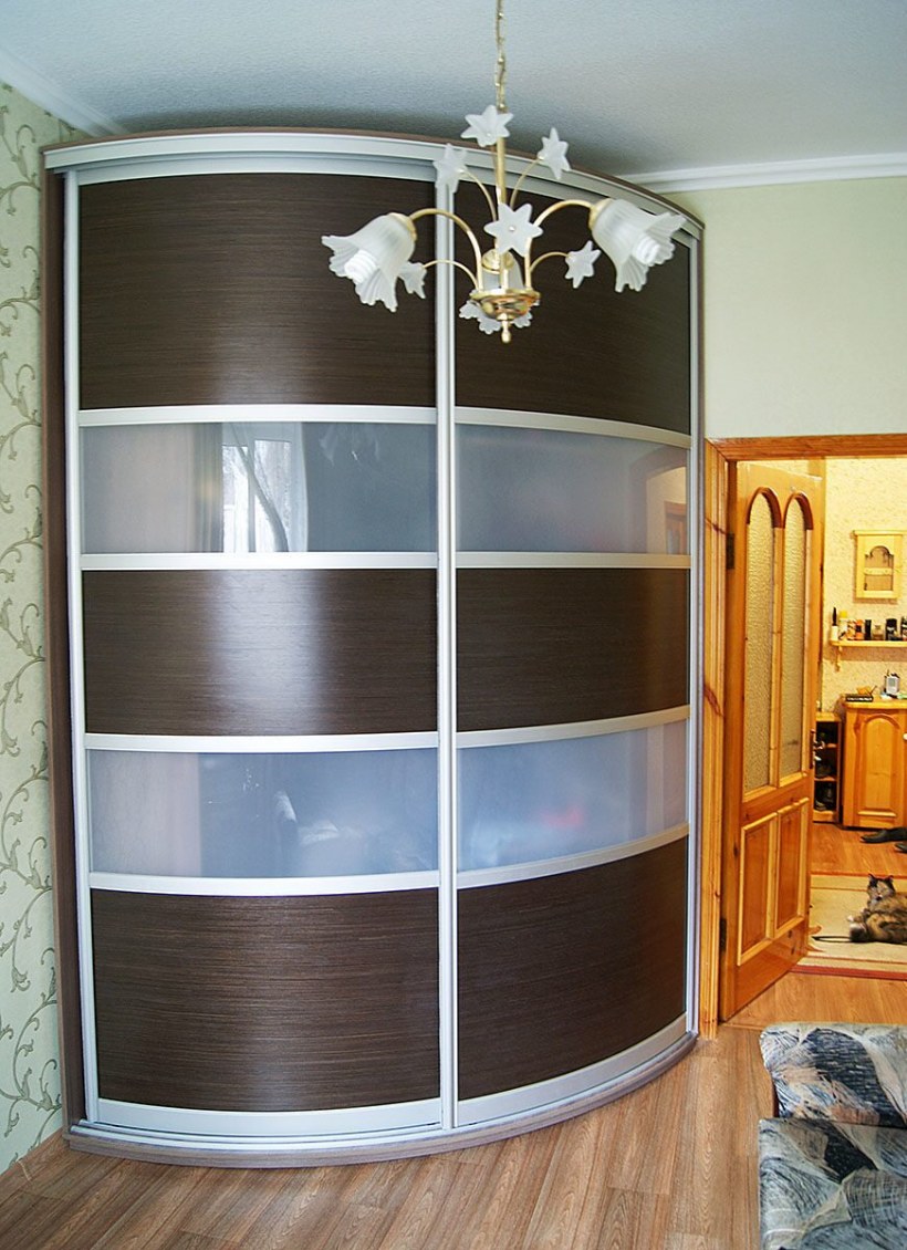 Шкаф-купе радиусный 3-1 аристо