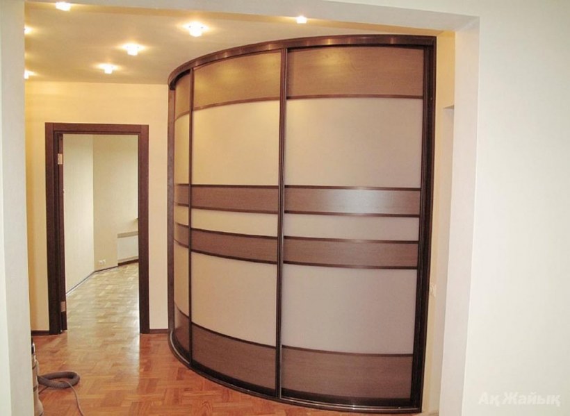 Нарайна радиусные шкафы