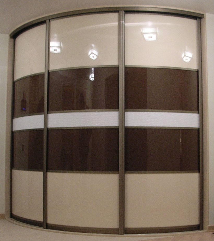 Шкаф-купе радиусный комфорт