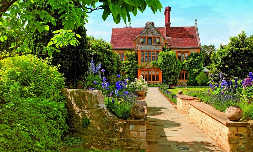 Гарден сад Garden Sad