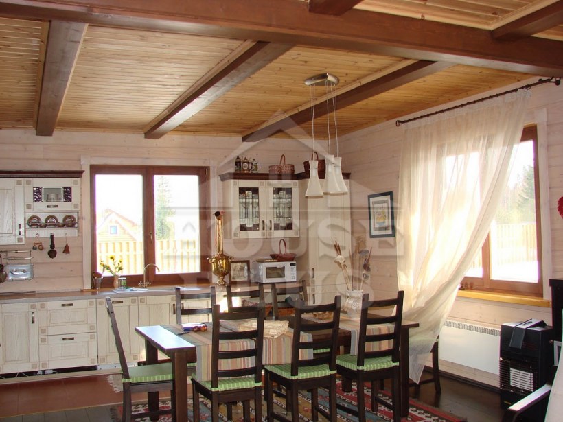 Потолок в дачном домике