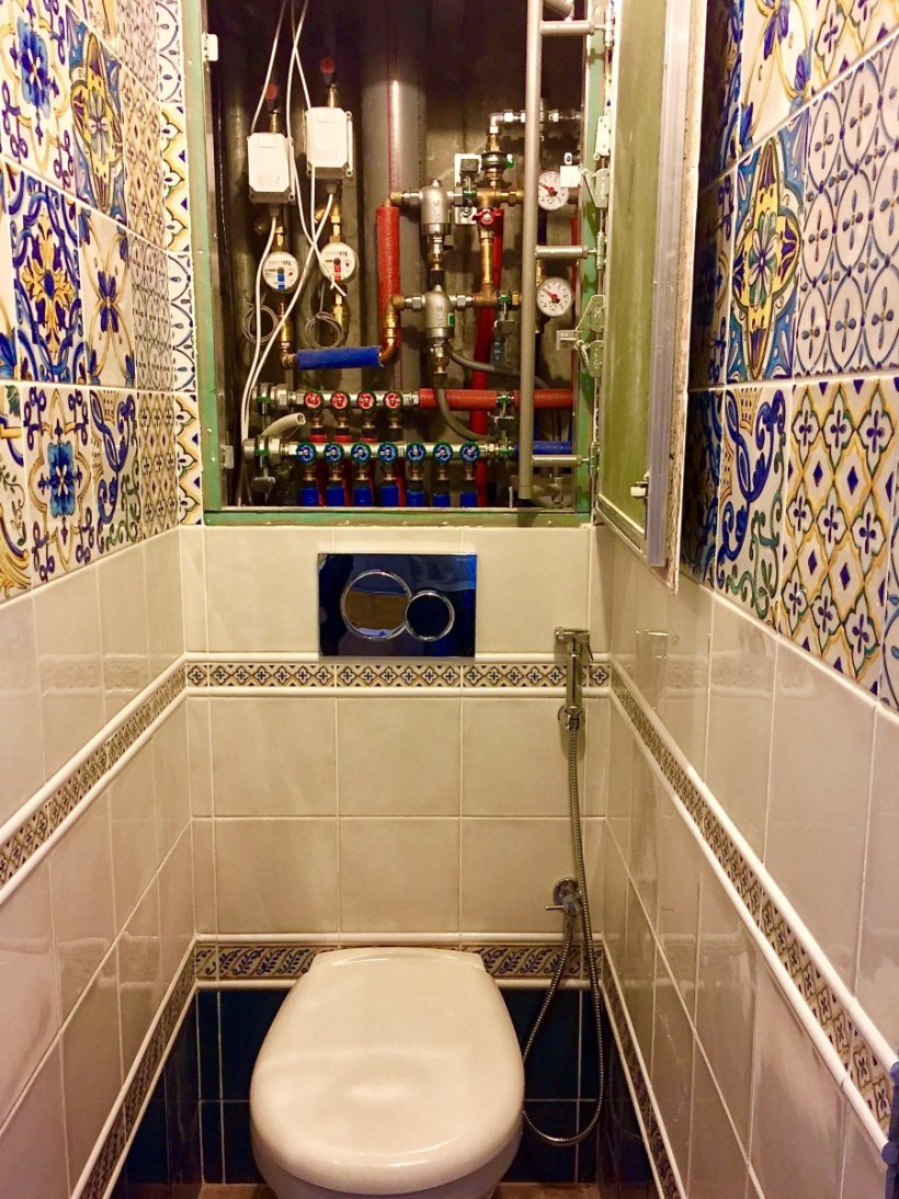 Трубы в санузле