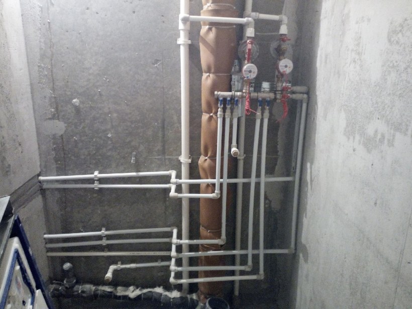 Демонтаж ванной комнаты