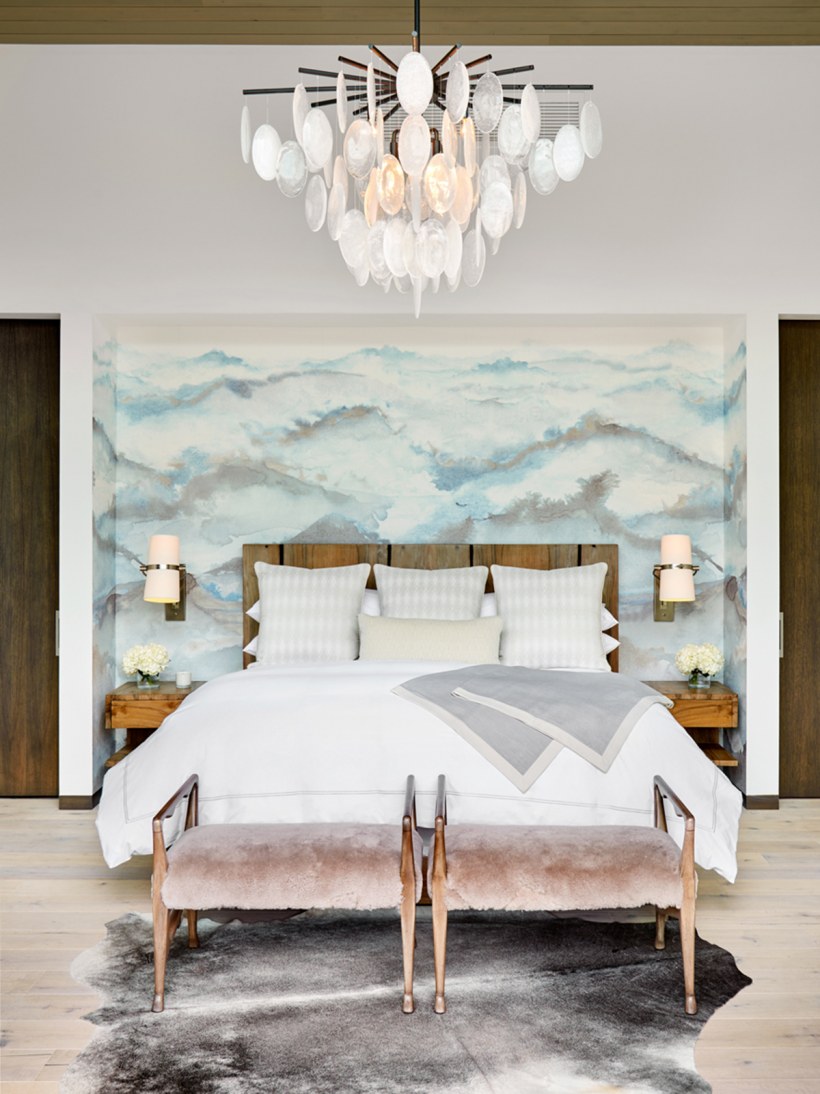 Обои для маленькой спальни зрительно увеличивающие