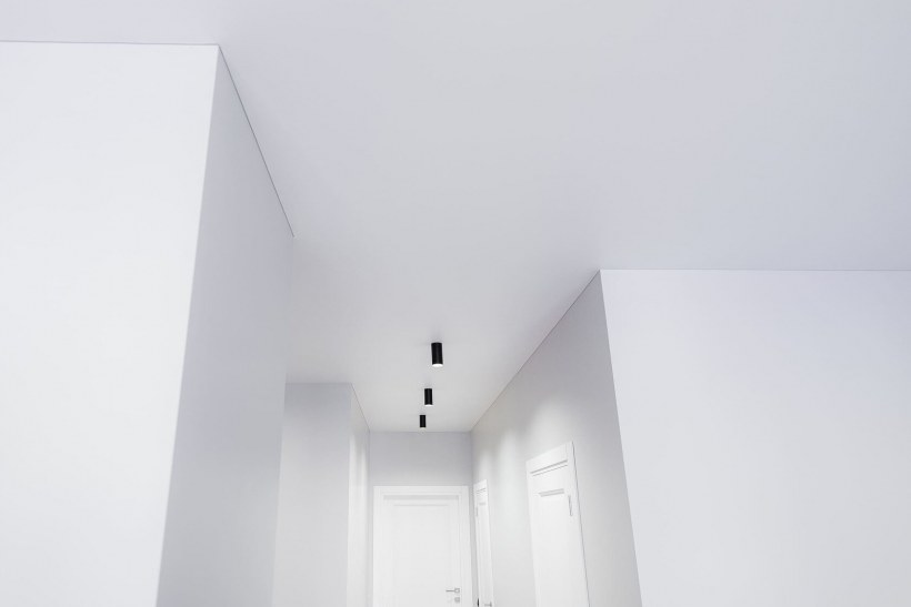 Бесщелевые натяжные потолки шток