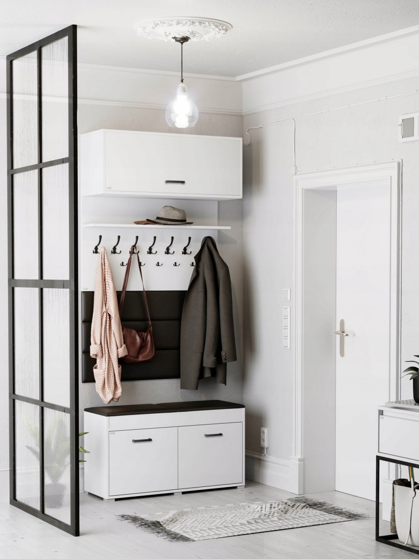 Узкая прихожая в стиле Сканди