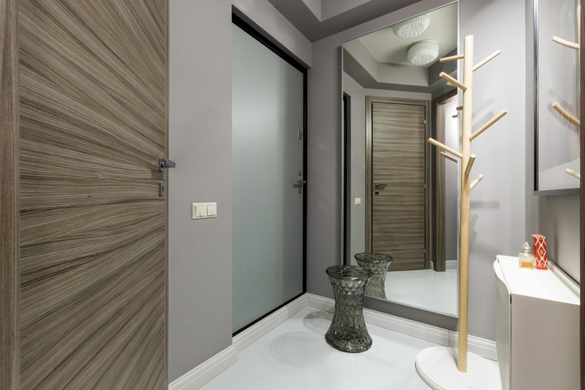 Серая прихожая