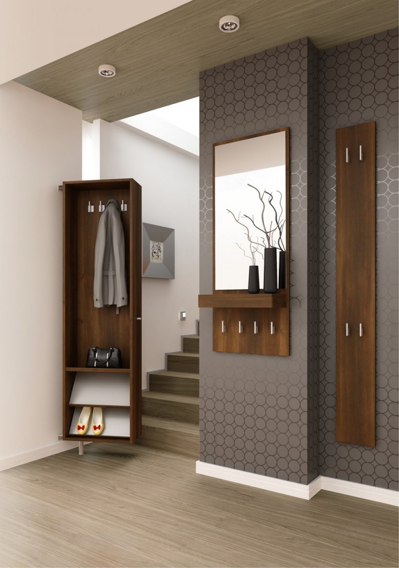 Белые двери в сером интерьере