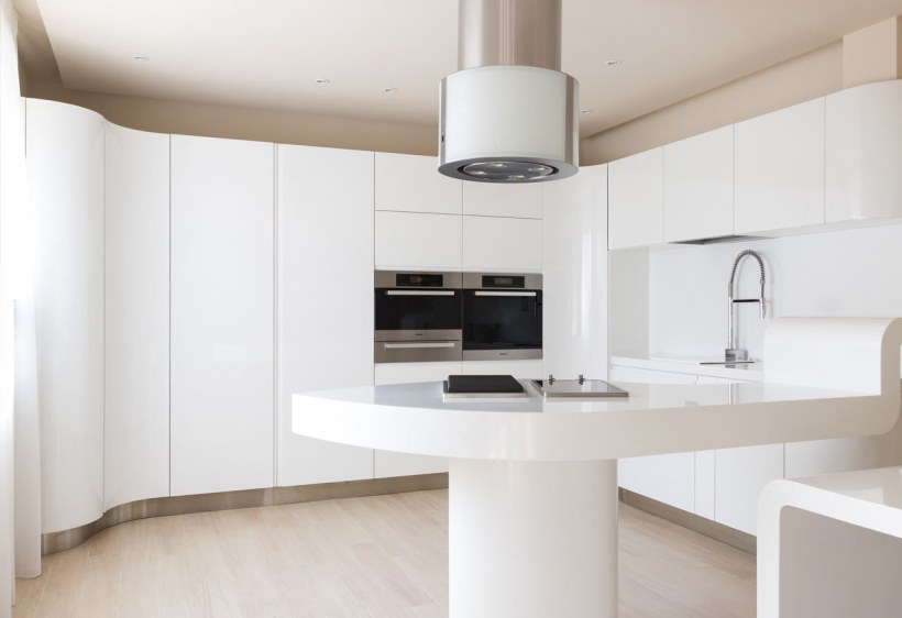 LG s028 Alpine White