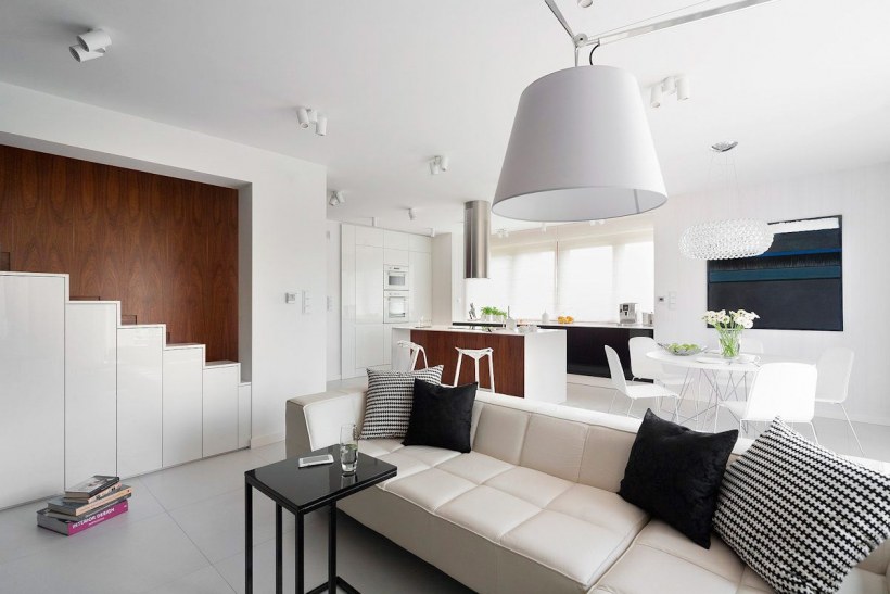 Белый интерьер маленькой квартиры