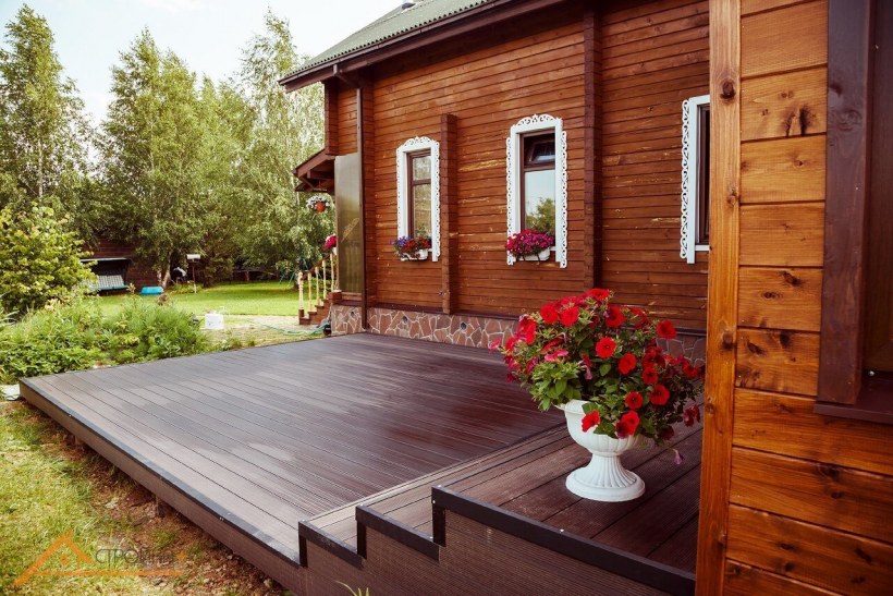 Деревянная веранда