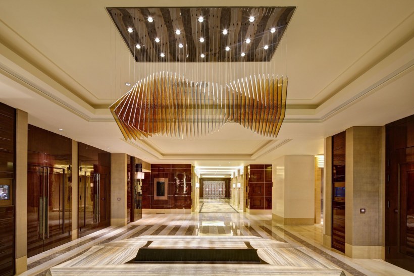 Холл вестибюль Luxury