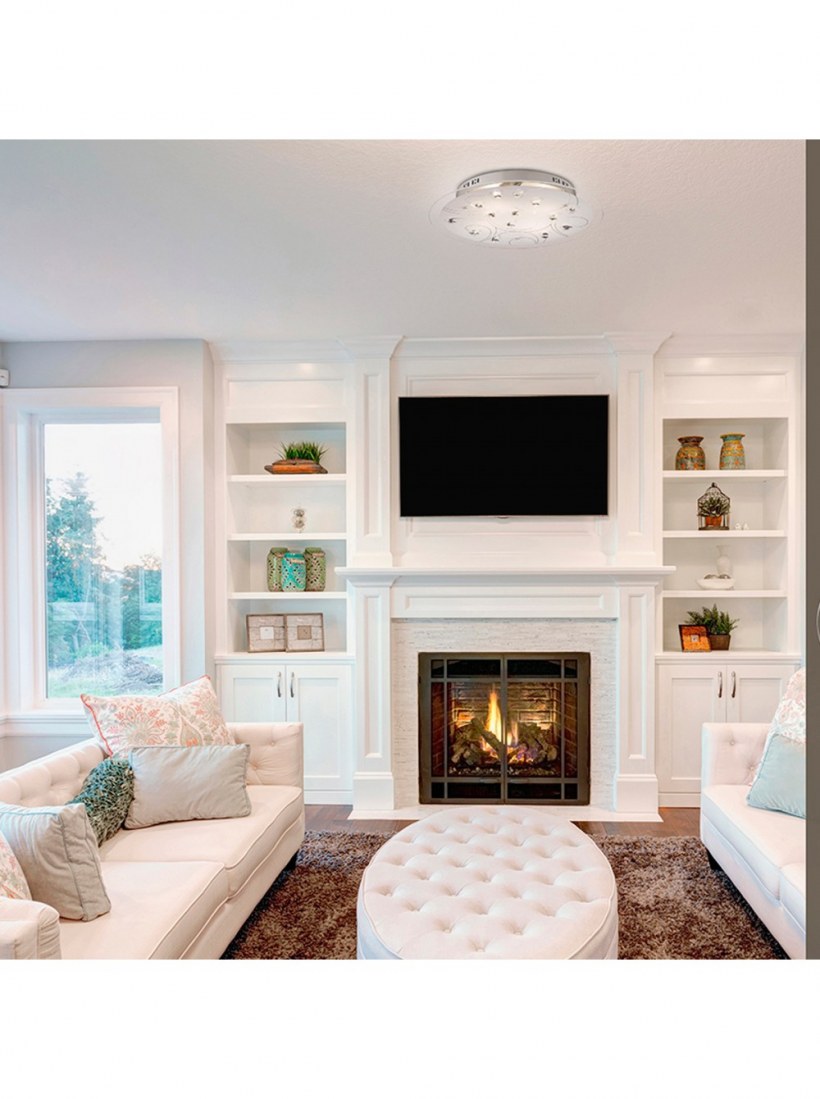 Гостиная с камином