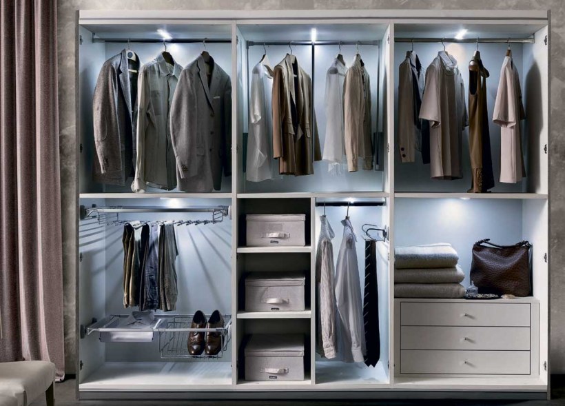 Наполнение шкафа купе