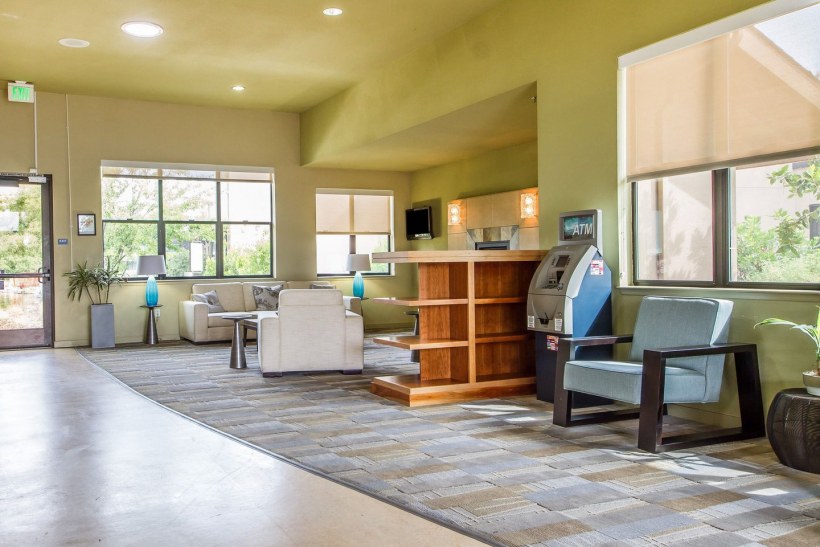 Андерсен парк дом квартира на 3 этаже