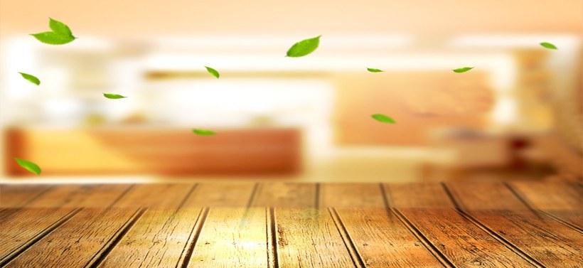 Пустой деревянный стол