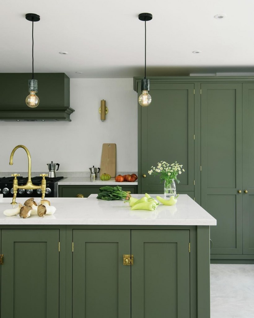 Кухня в оливковых тонах
