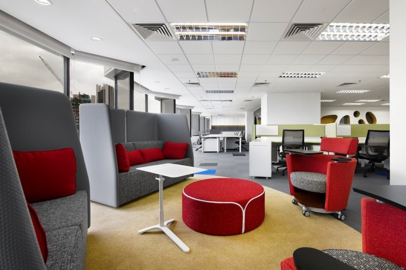 Интерьер зоны отдыха в офисе