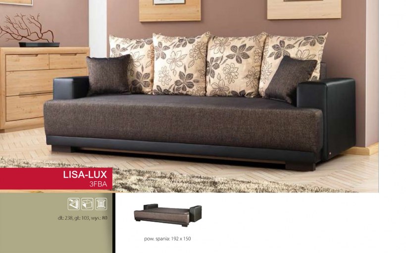 Коричневый диван с бежевыми подушками