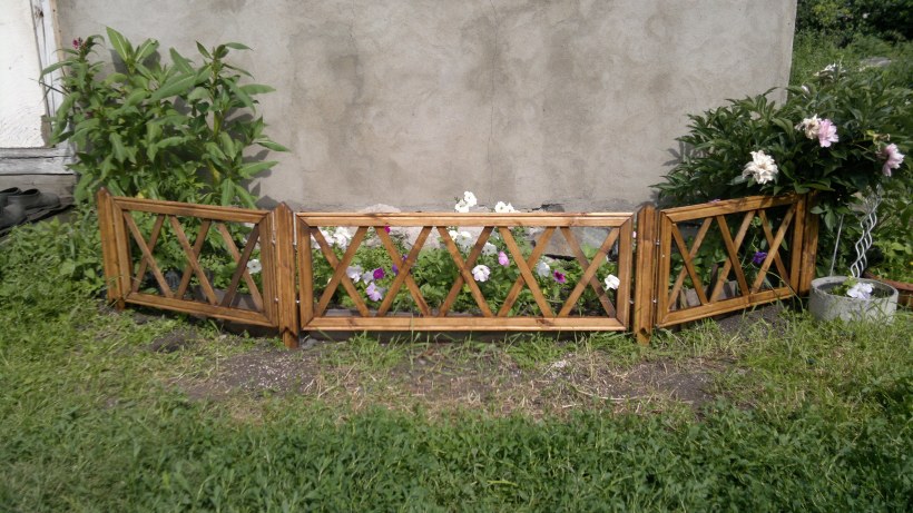 Деревянные ограждения для клумб