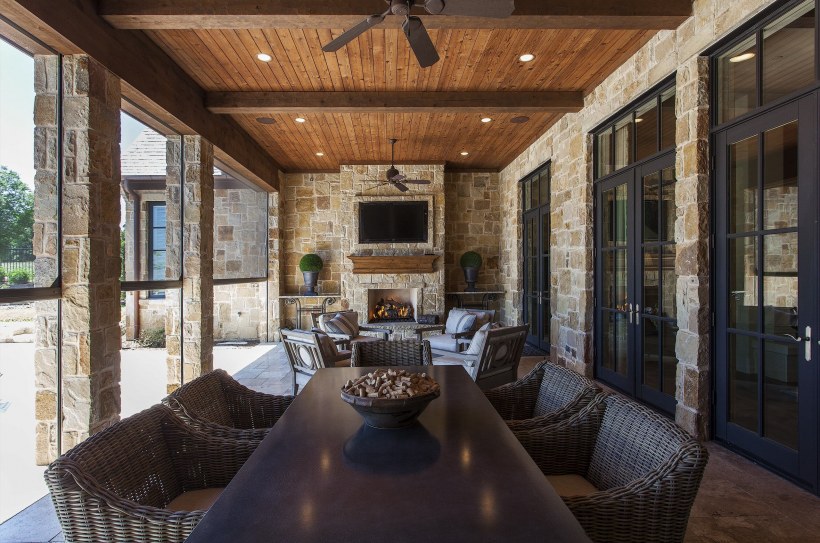 Кухня лофт кирпич дерево