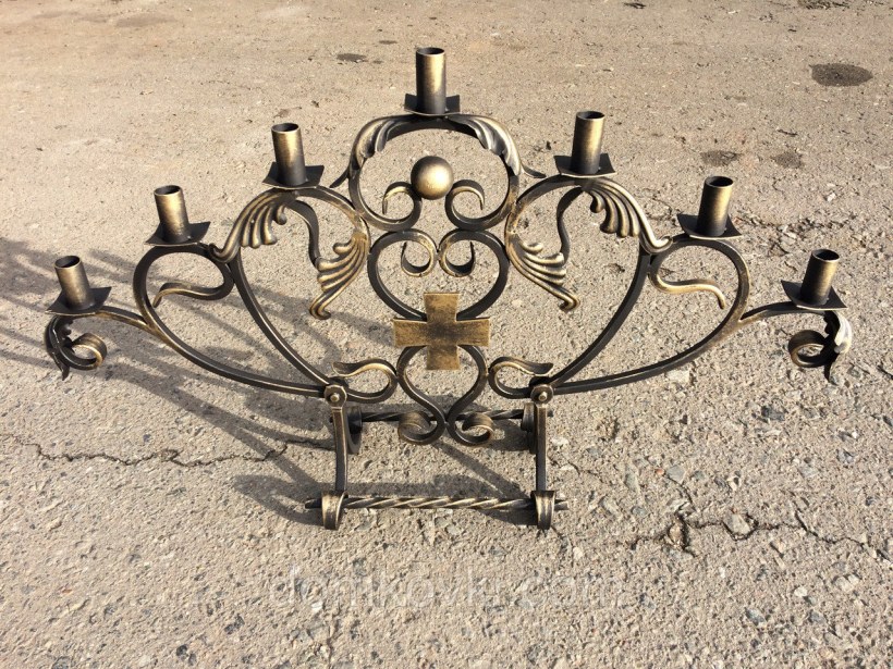 Кованый семисвечник алтарь
