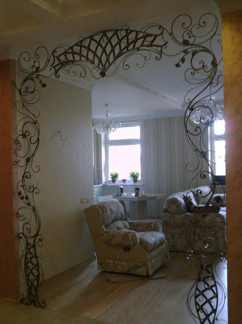 Кованые перегородки из металла