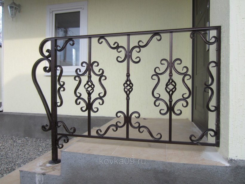 Перила металлические