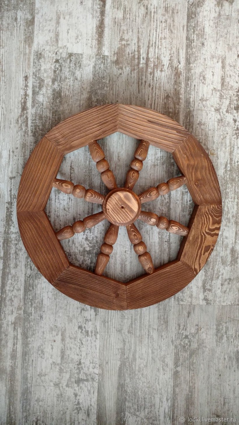 Люстра из колеса