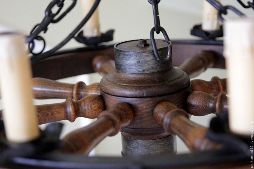 Декоративное колесо для люстры